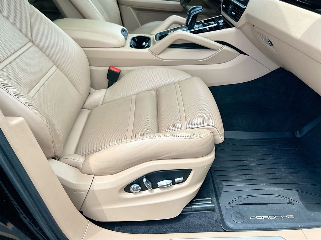 Used 2020 Black Porsche E-Hybrid image 17