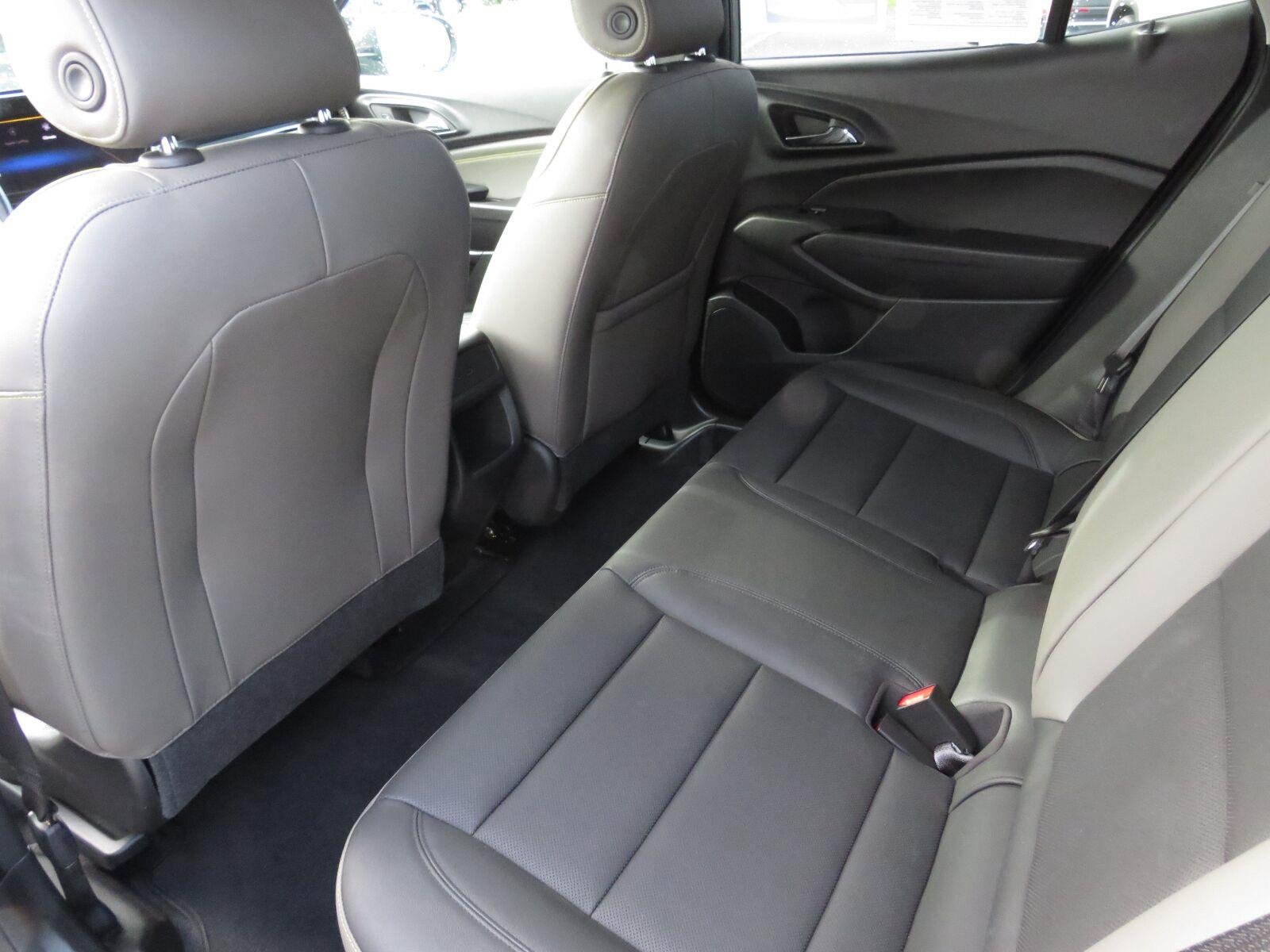Used 2024 Cacti Green Chevrolet ACTIV image 25