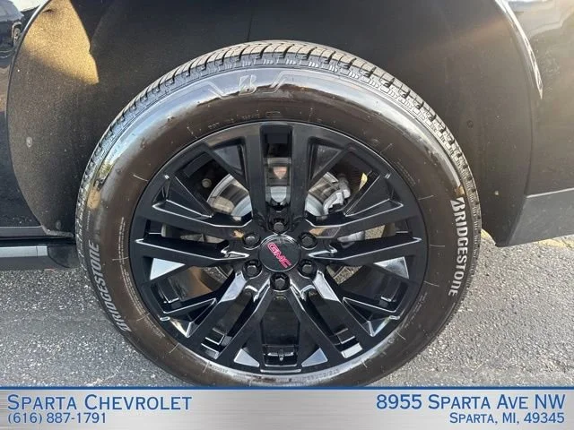 Used 2026 Onyx Black GMC AT4 Ultimate image 40