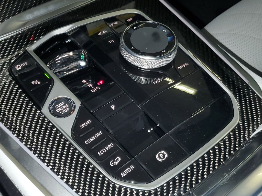 New 2026 Black Sapphire Metallic BMW M60i image 25