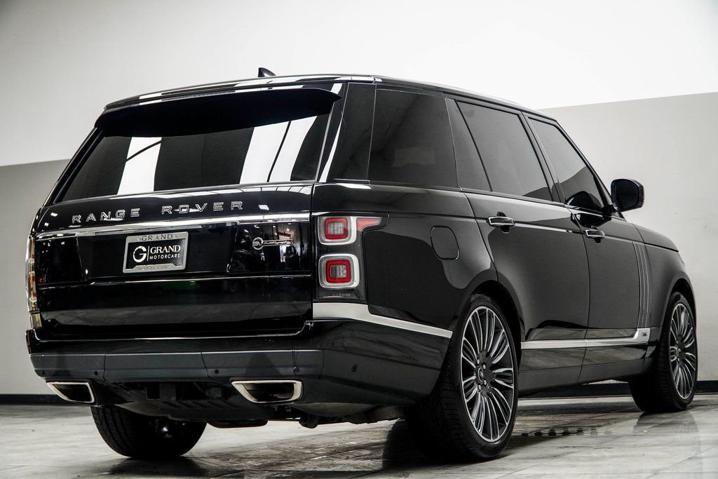 Used 2022 Black Land Rover SVAutobiography image 13