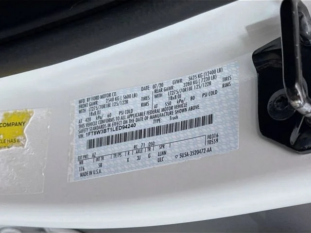 Used 2020 White Metallic Ford Lariat image 33
