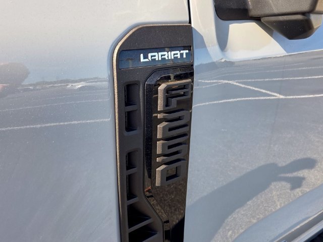 New 2026 Avalanche Ford Lariat image 9