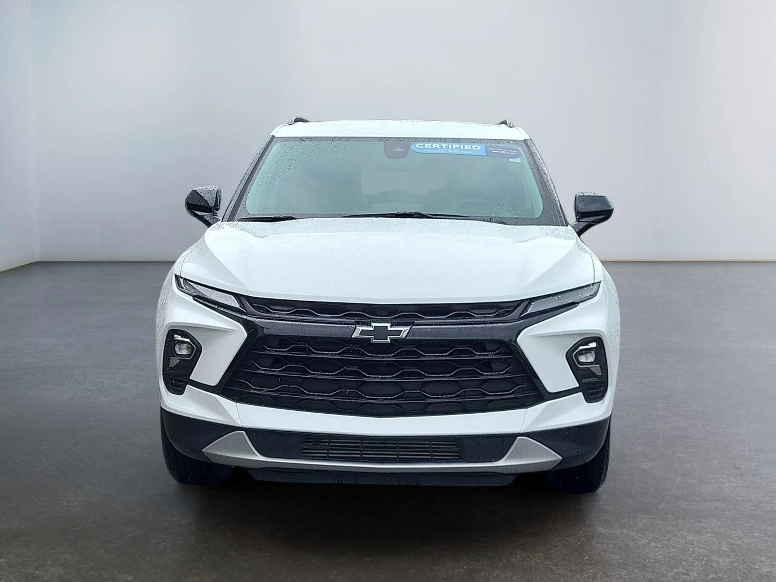 Used 2024 Summit White Chevrolet LT image 8
