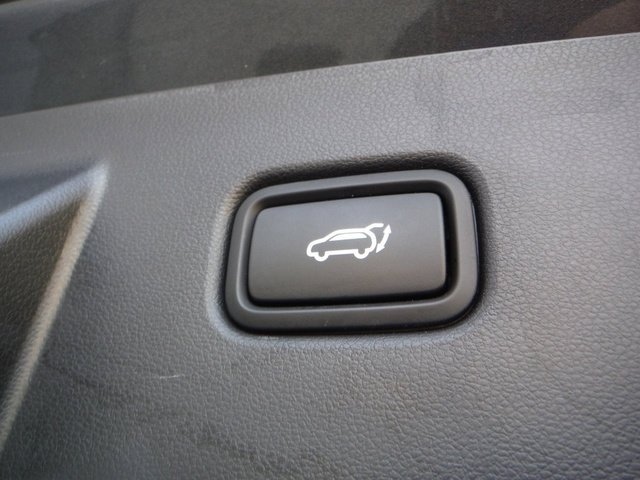 Used 2025 Gray Hyundai Limited image 41