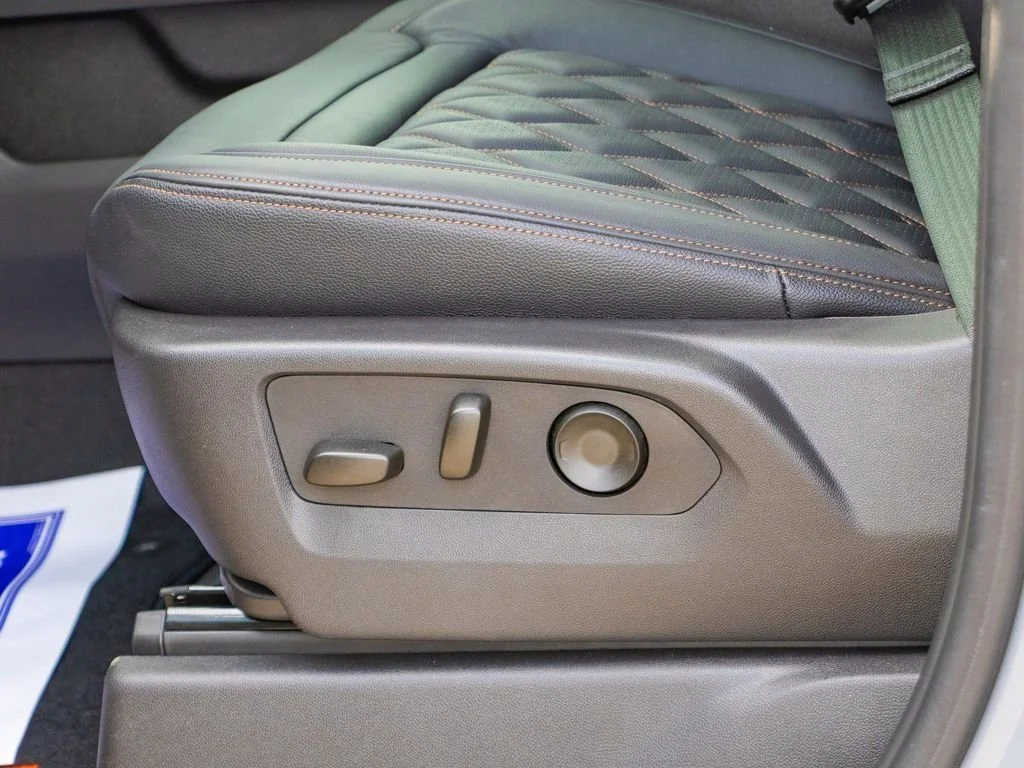 2025 GMC Sierra 1500 AT4 - Photo 49