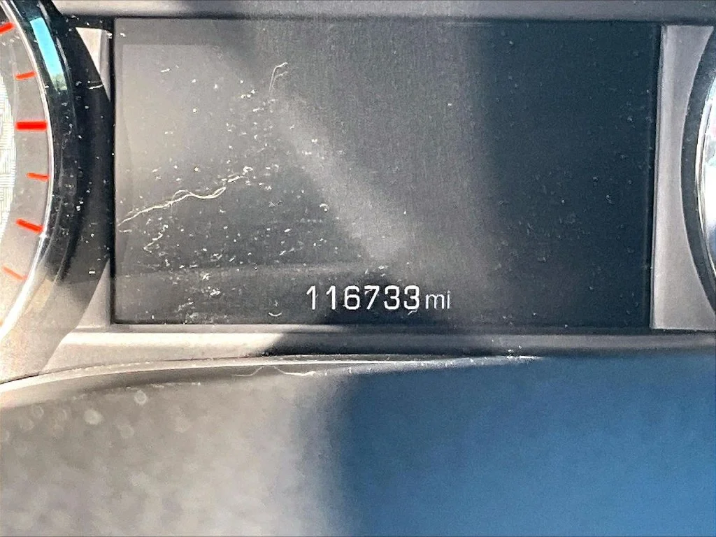 Used 2016 Black GMC SLE image 18