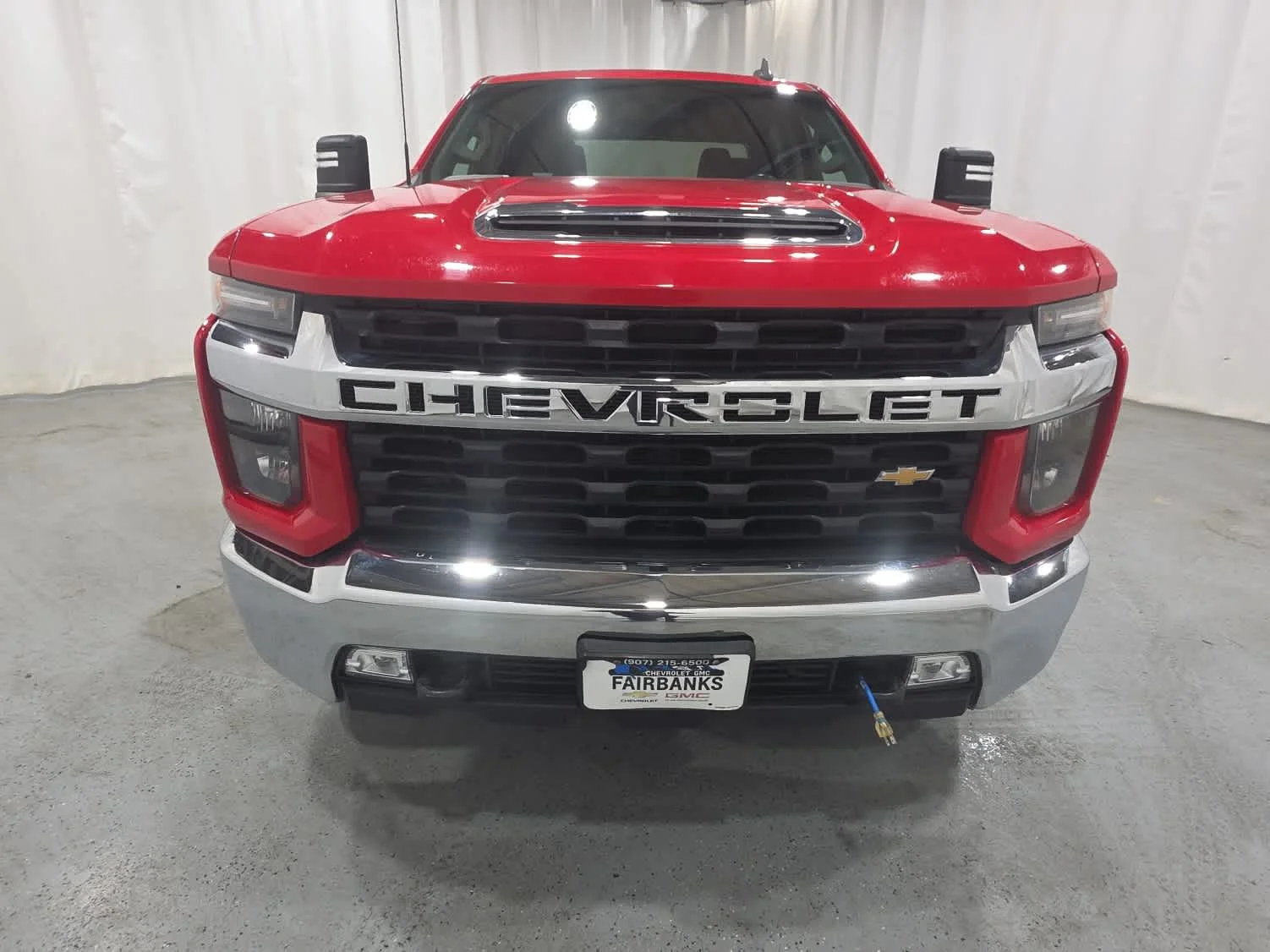 Used 2023 RED HOT Chevrolet LT image 9