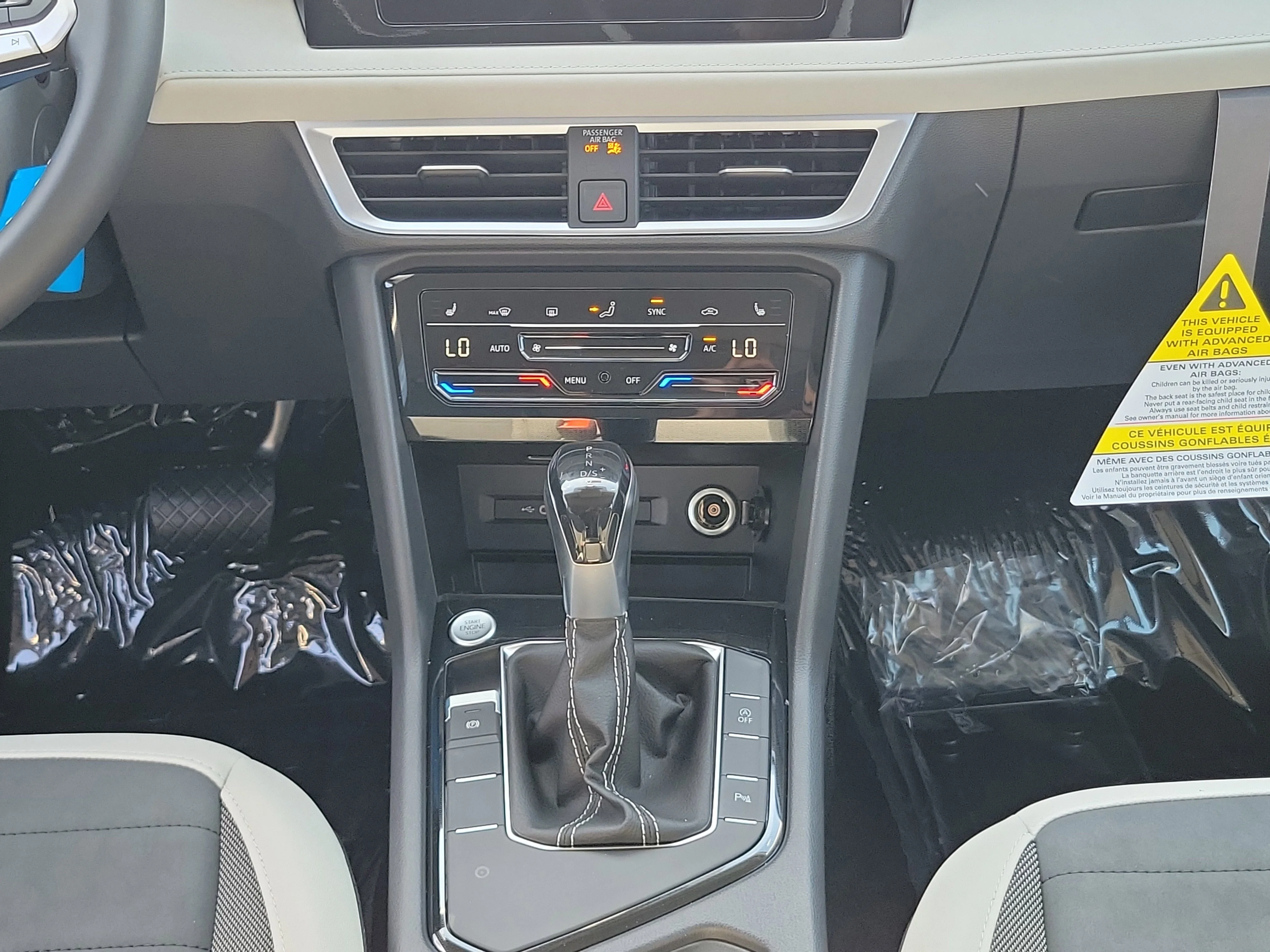 New 2026 Black Volkswagen 1.5T SE image 6