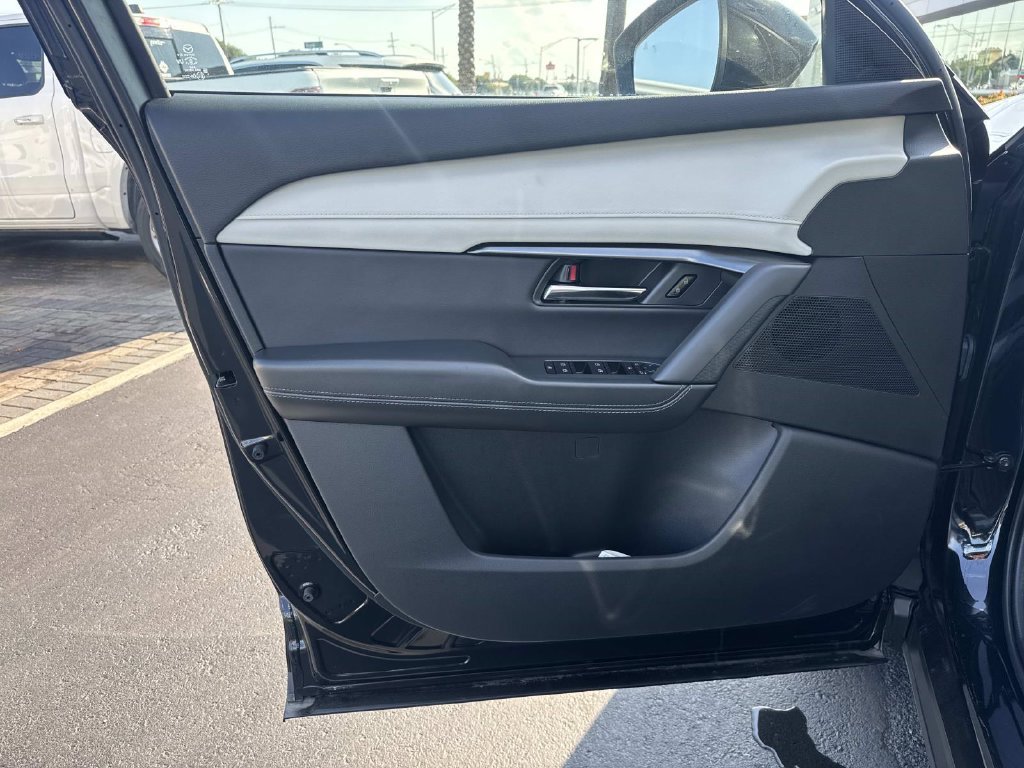 New 2026 Jet Black Mica Mazda 2.5 S Preferred AWD image 18