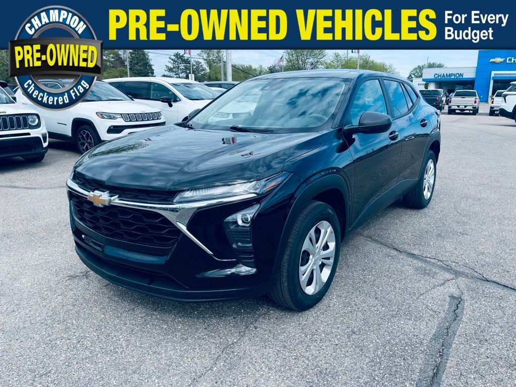 2024 Chevrolet Trax LS's photo