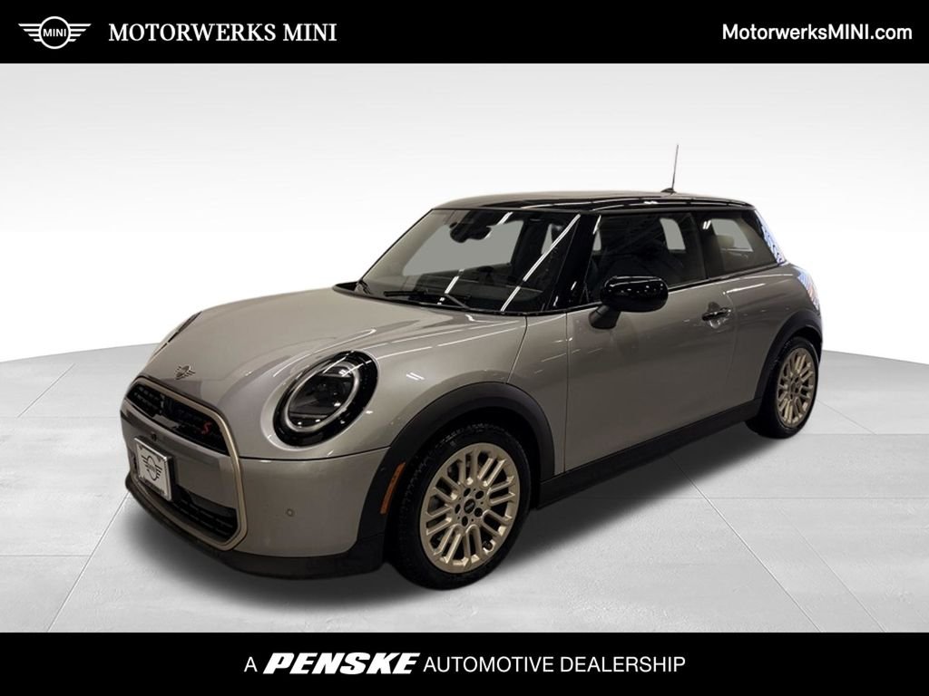 2025 MINI Hardtop Cooper S's photo