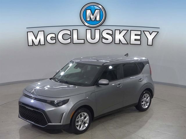 Used 2025 Gray Kia LX image 18