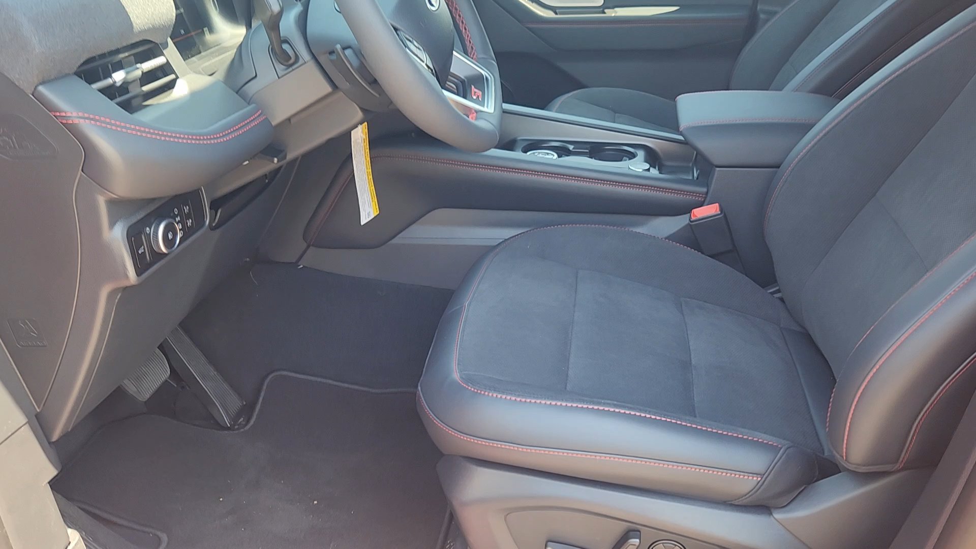 New 2026 Rapid Red Metallic Tinted Clearcoat Ford ST image 30