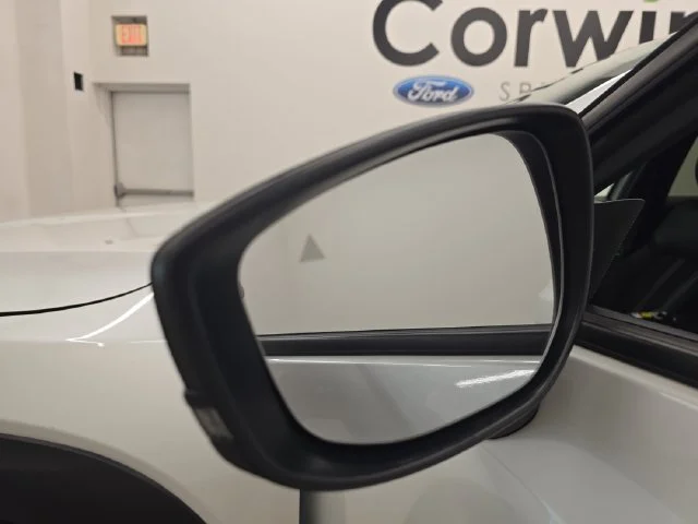 Used 2025 Wind Chill Pearl Mazda 2.5 S Preferred Package image 35