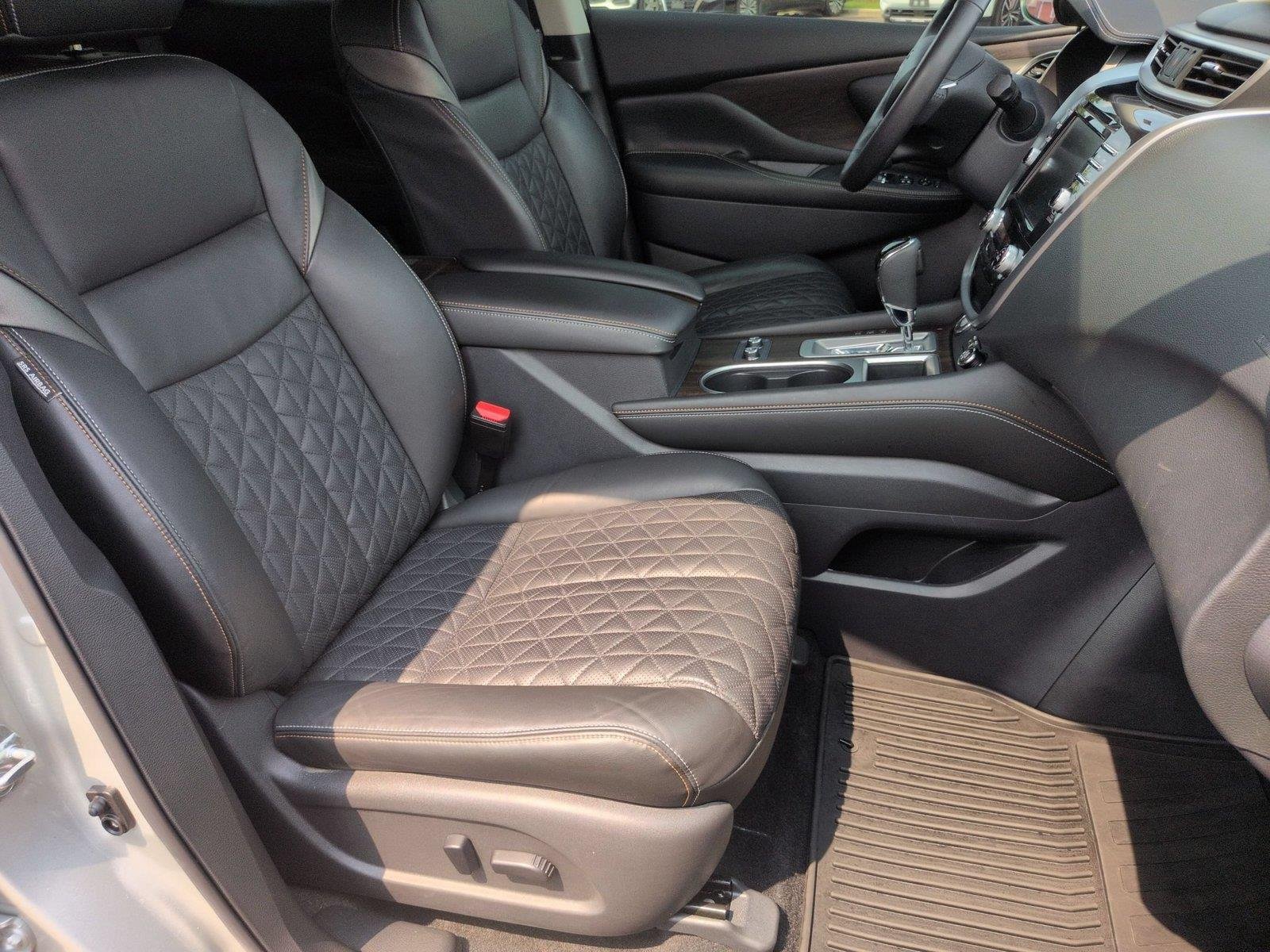 Used 2023 Brilliant Silver Metallic Nissan Platinum image 39
