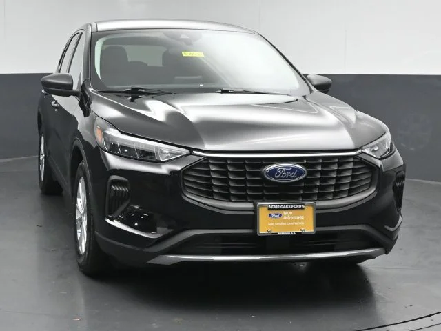 Certified Used 2023 Black Metallic Ford Active image 2