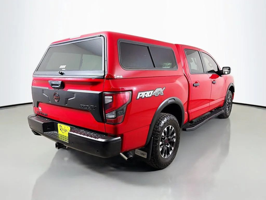 Used 2023  Nissan PRO-4X image 6