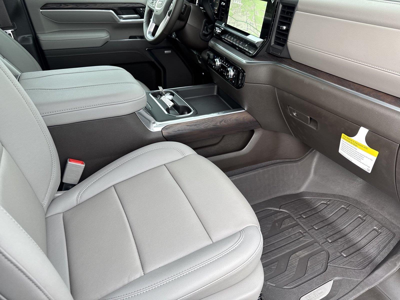 New 2026 Glacier White Tricoat GMC SLT image 35