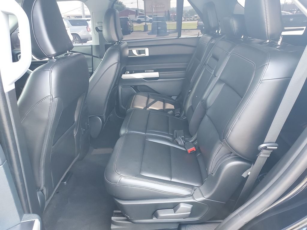 Used 2024 Black Ford XLT image 14