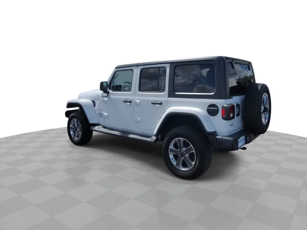 Used 2021 White Jeep Sahara 4x4 image 6