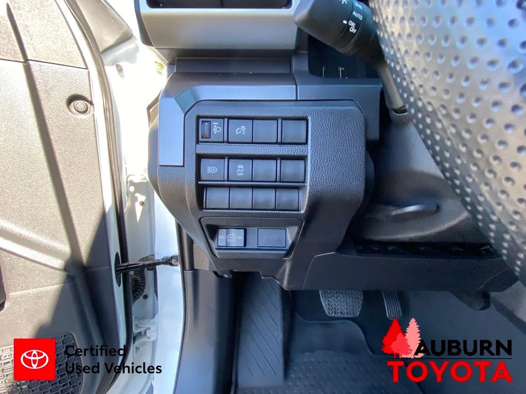 Certified Used 2025 Ice Cap Toyota SR5 image 35