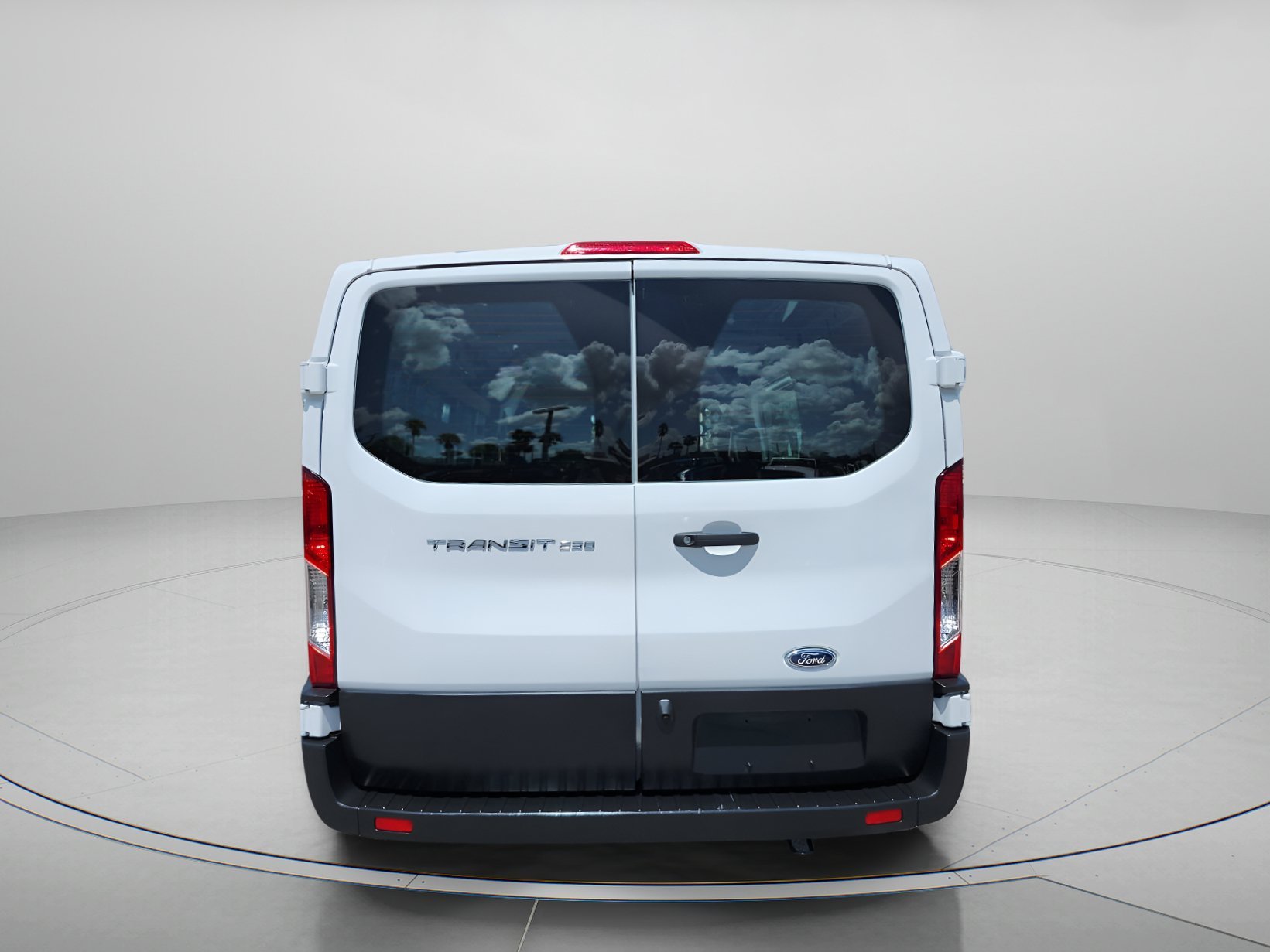 Used 2025 Oxford White Ford Base image 4