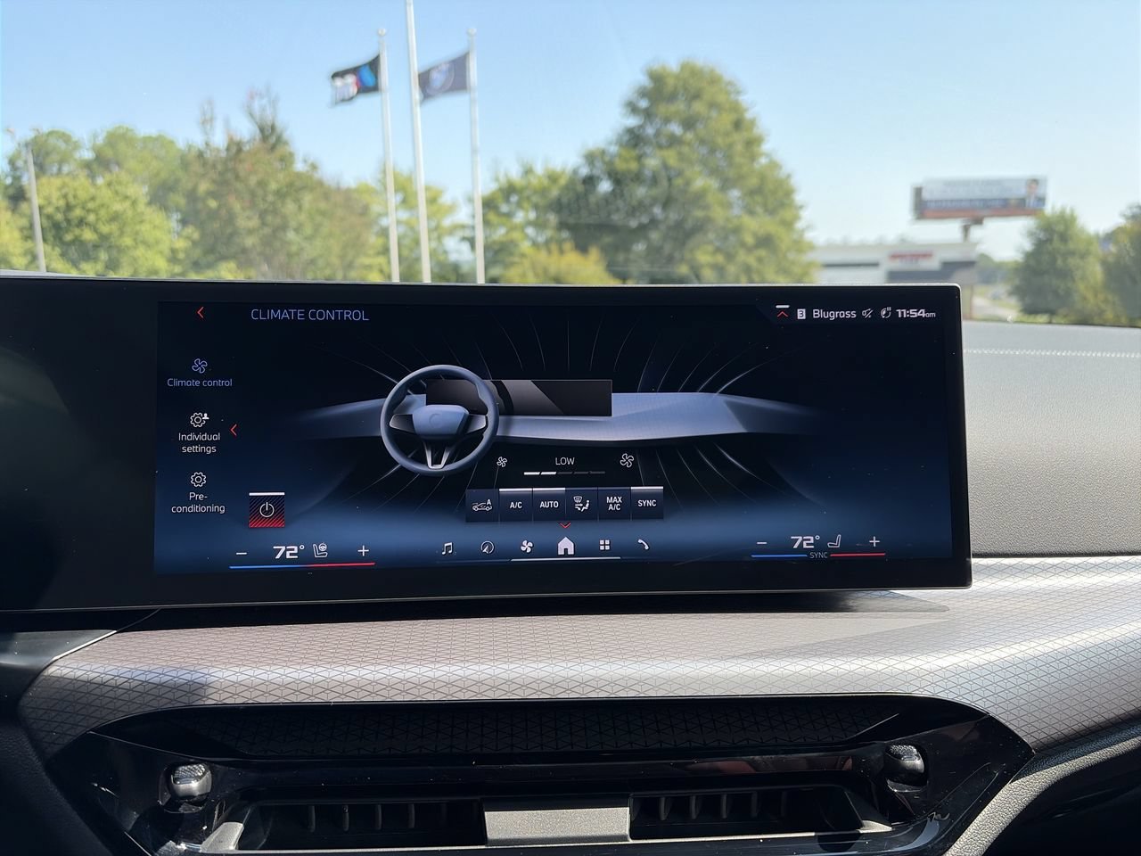 Used 2027 Black Sapphire Metallic BMW M440i image 27