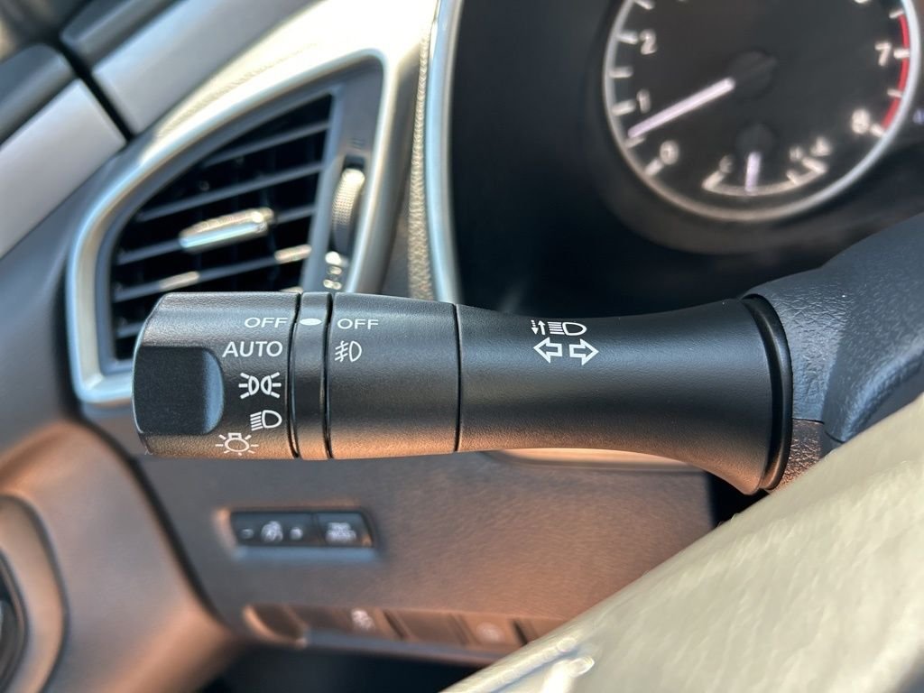Used 2023 Gray Nissan SV image 29