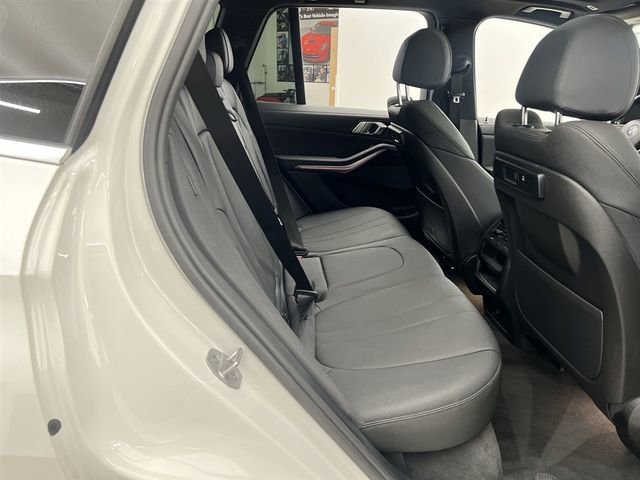 2021 BMW X5 40i - Photo 17