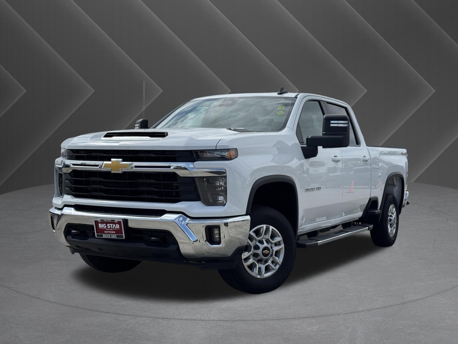 Used 2025 Summit White Chevrolet LT image 2
