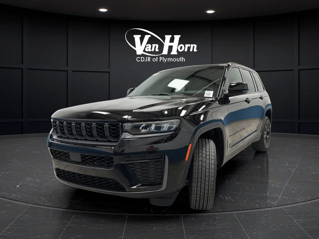 New 2026 Diamond Black Crystal Pearl-Coat Exterior Paint Jeep Altitude image 7