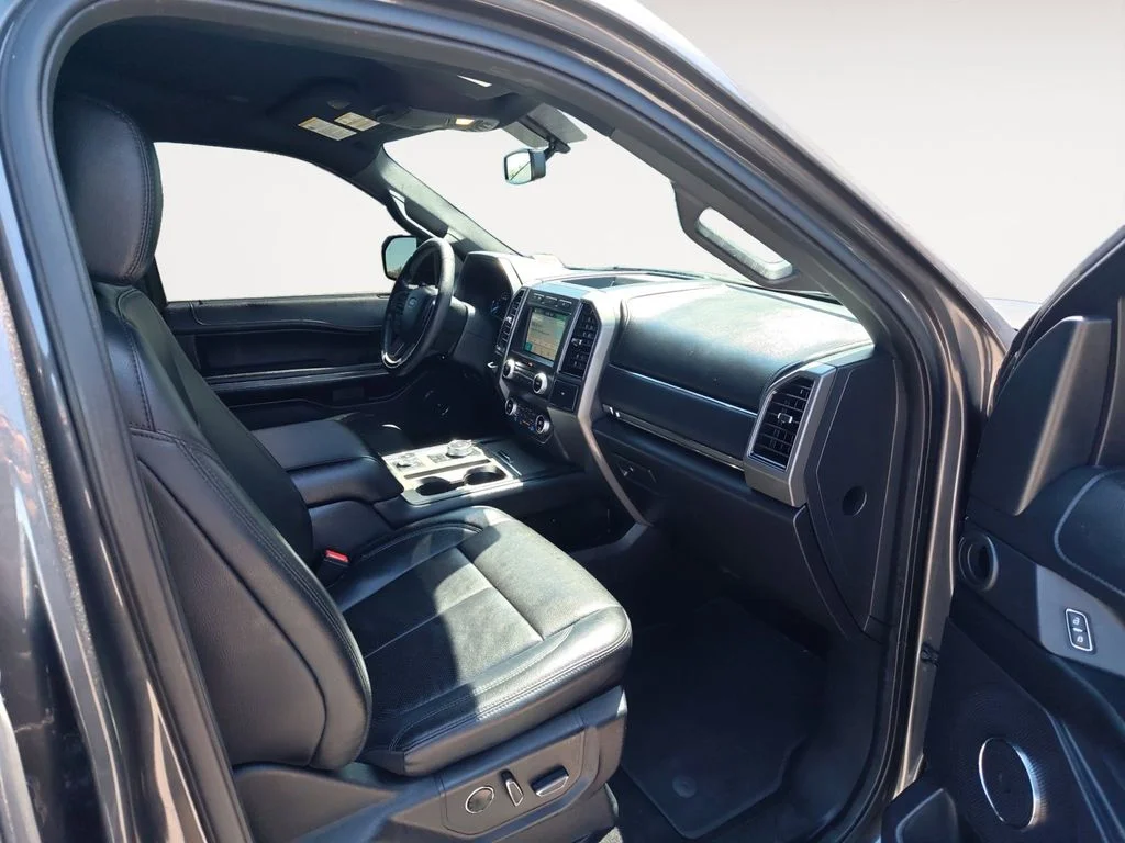 Used 2019 Gray Ford XLT image 15