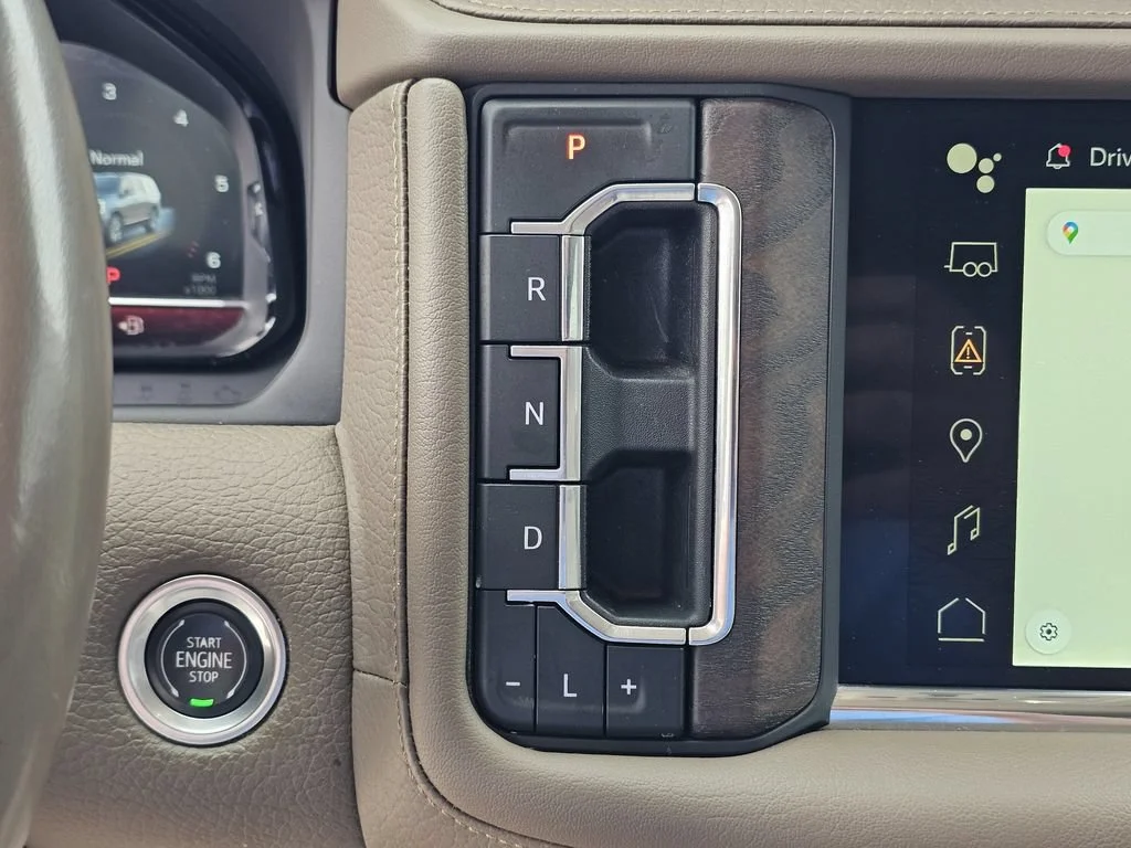 Used 2023 Onyx Black GMC Denali image 27