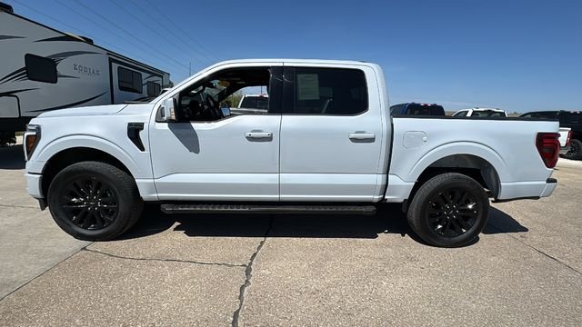 Used 2025 White Ford Lariat image 6