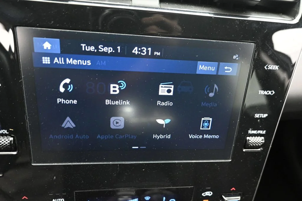 Used 2022 Gray Hyundai SEL Convenience image 20