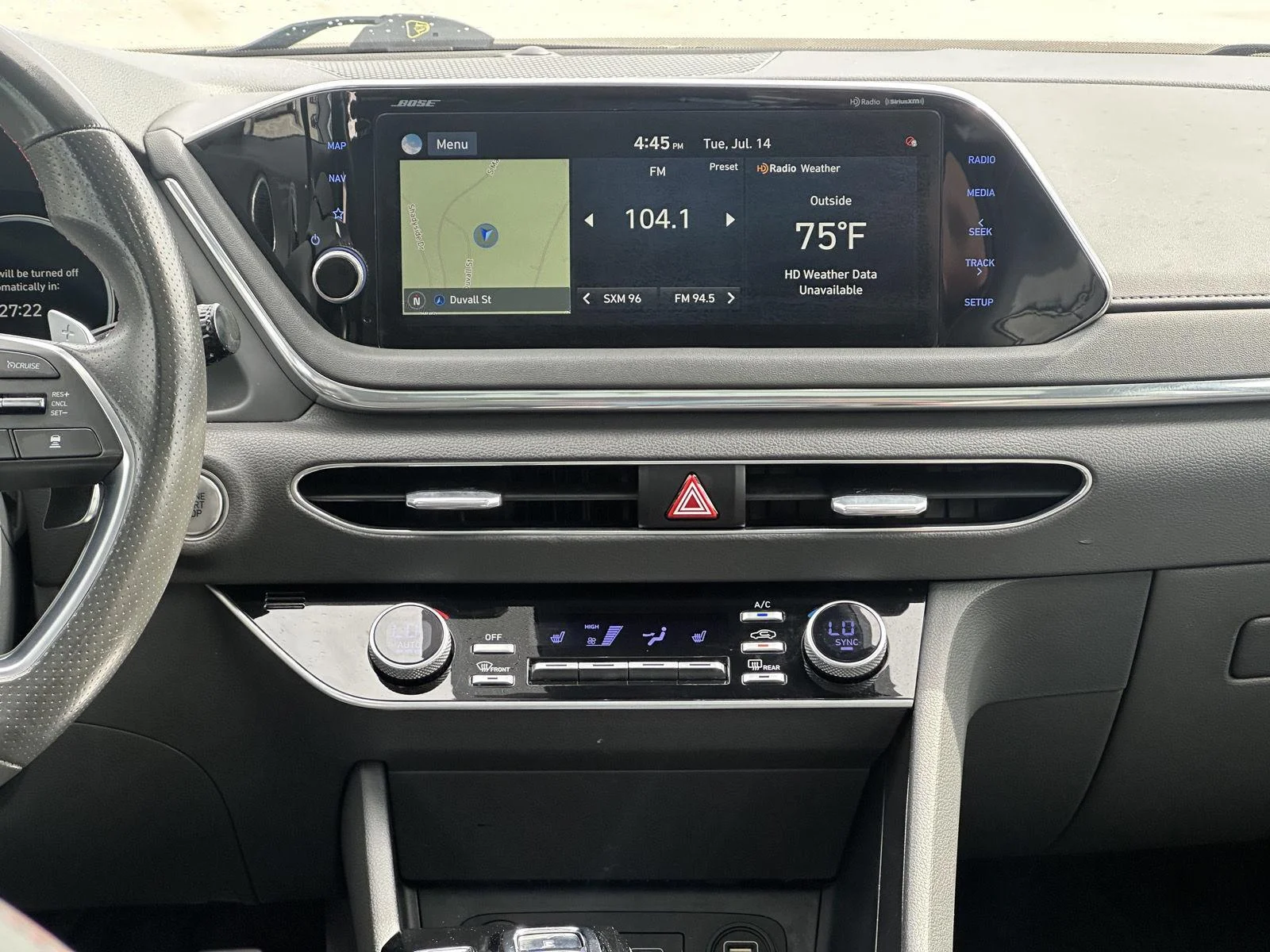 Used 2020 Phantom Black Hyundai SEL Plus image 13