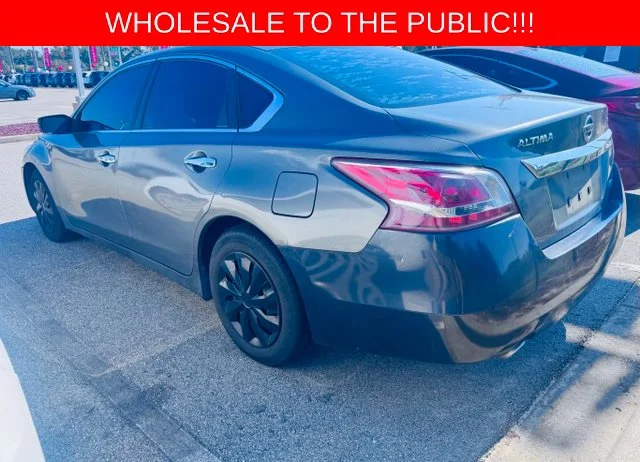 Used 2013 Black Nissan 2.5 S image 6