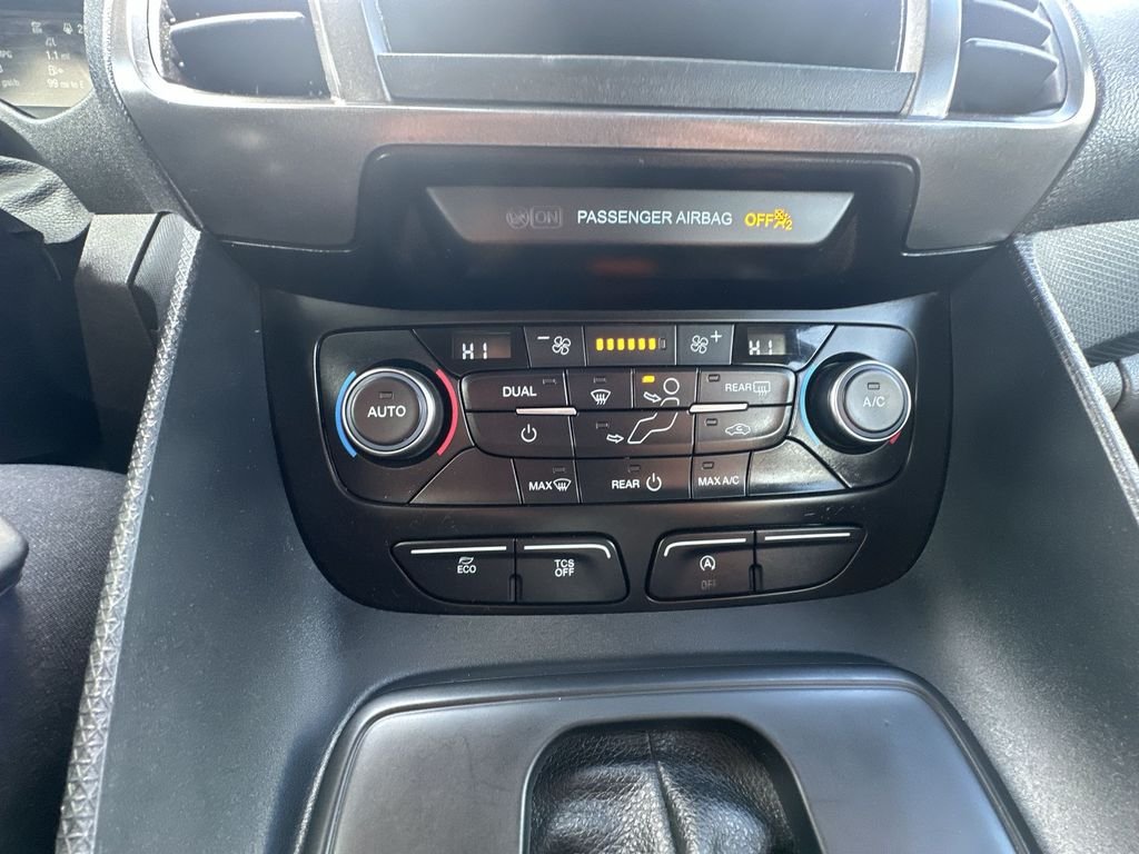 Used 2022 Black Ford XL image 24
