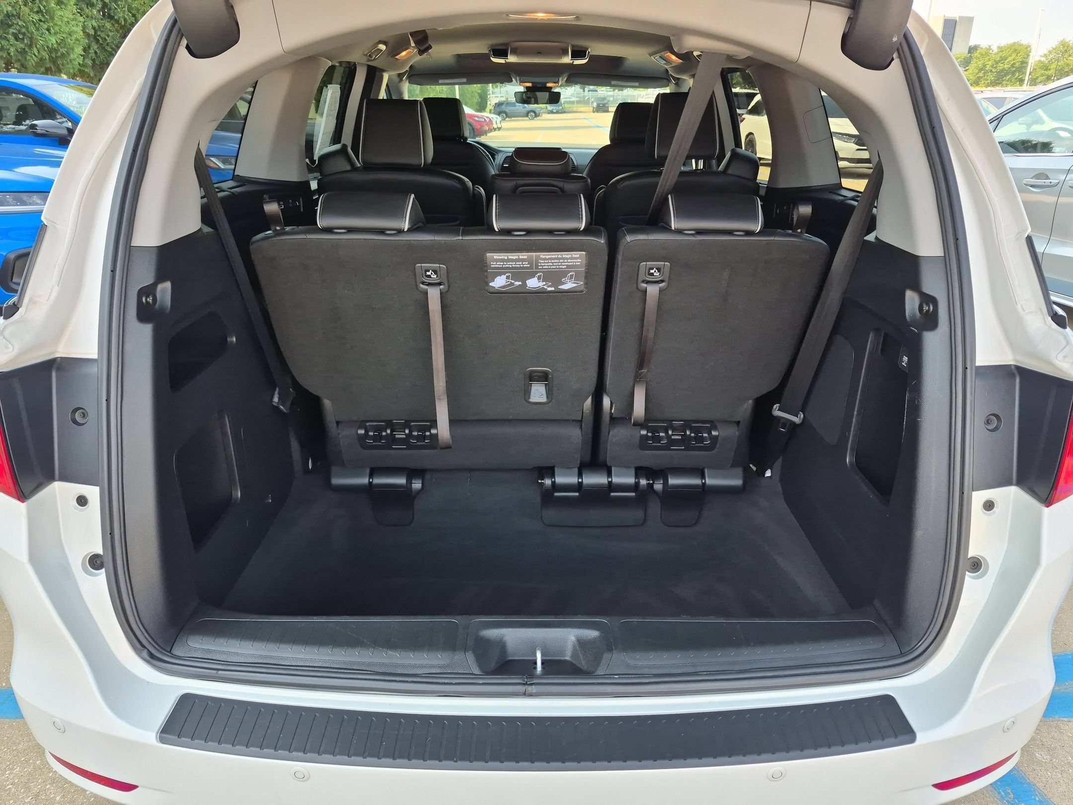 2024 Honda Odyssey Elite - Photo 29