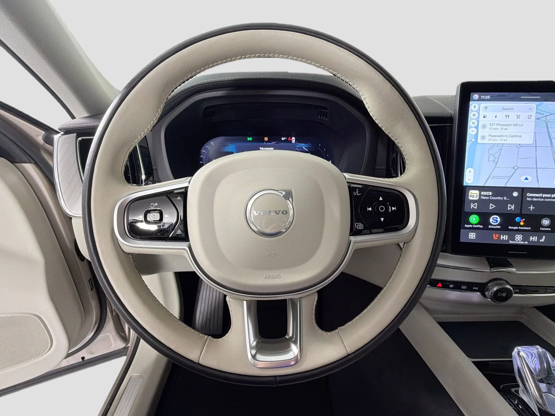 2026 Volvo XC60 Ultra - Photo 12