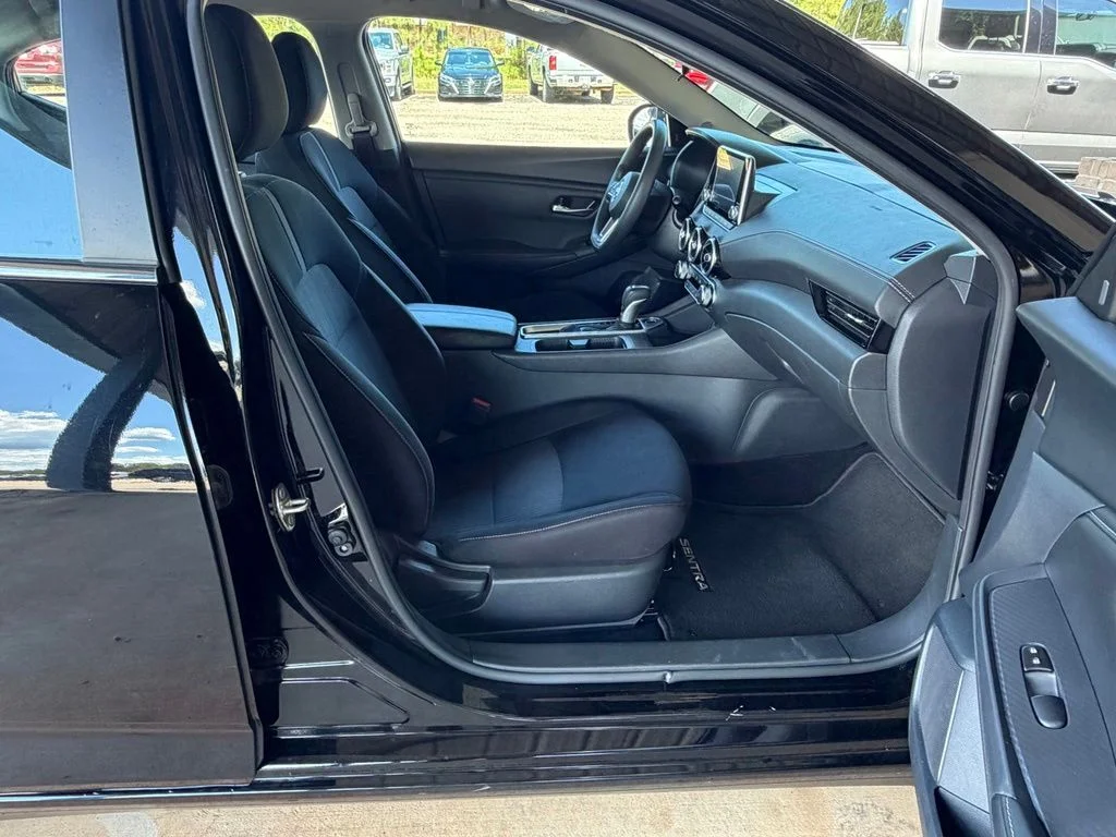 Used 2025 Super Black Nissan SV image 6