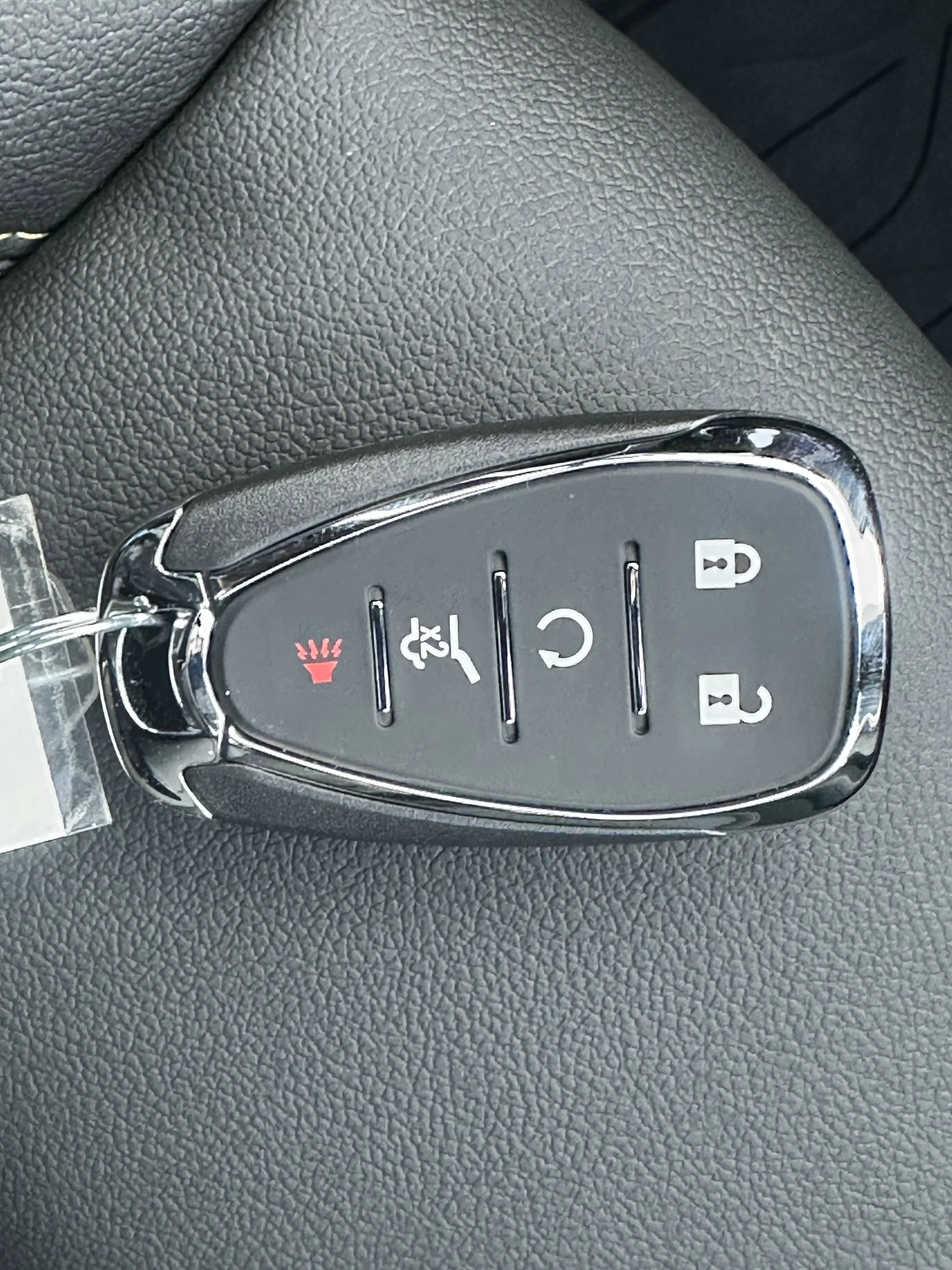 New 2026 Mosaic Black Metallic Chevrolet ACTIV image 24