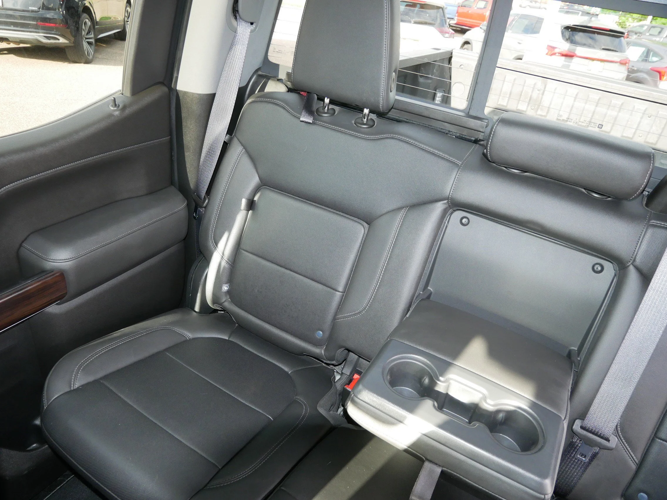 Certified Used 2020 Onyx Black GMC SLT image 12