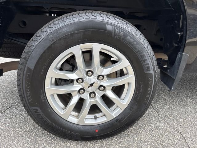 Used 2022 Black Chevrolet RST image 9