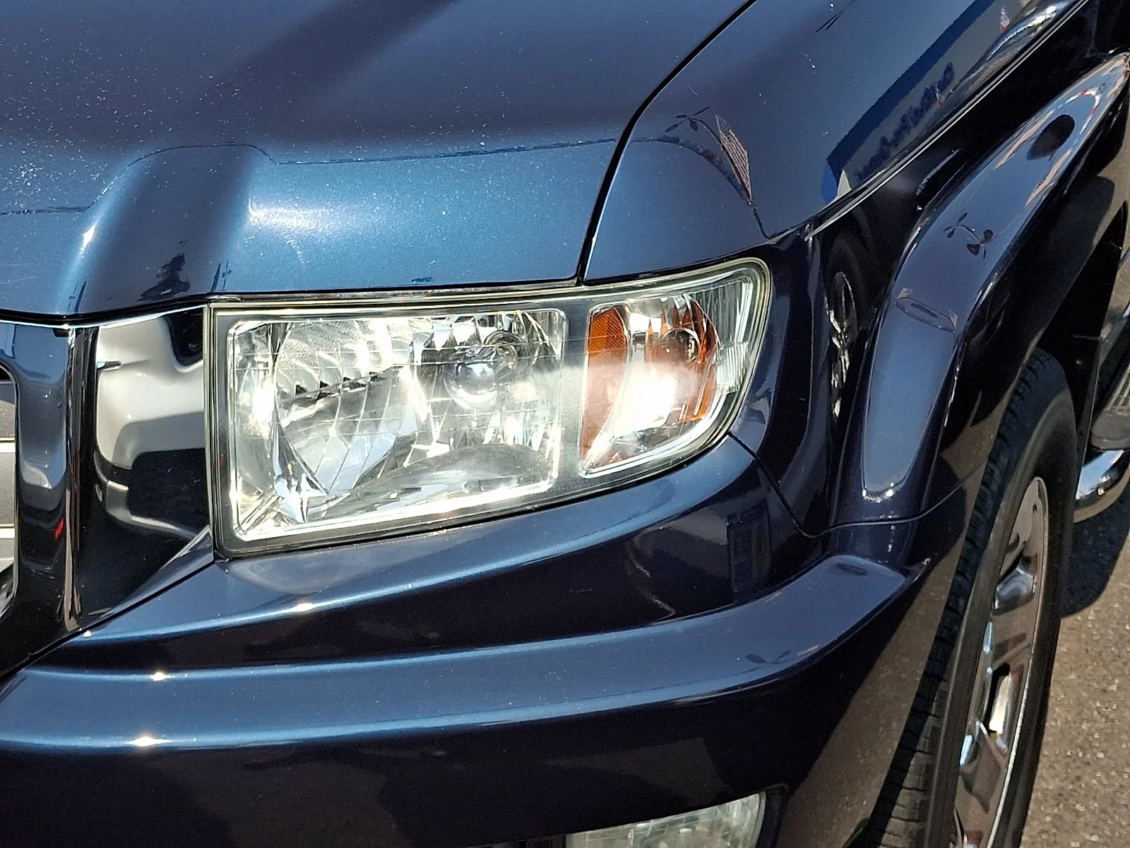 Used 2012 Bali Blue Pearl Honda RT image 7