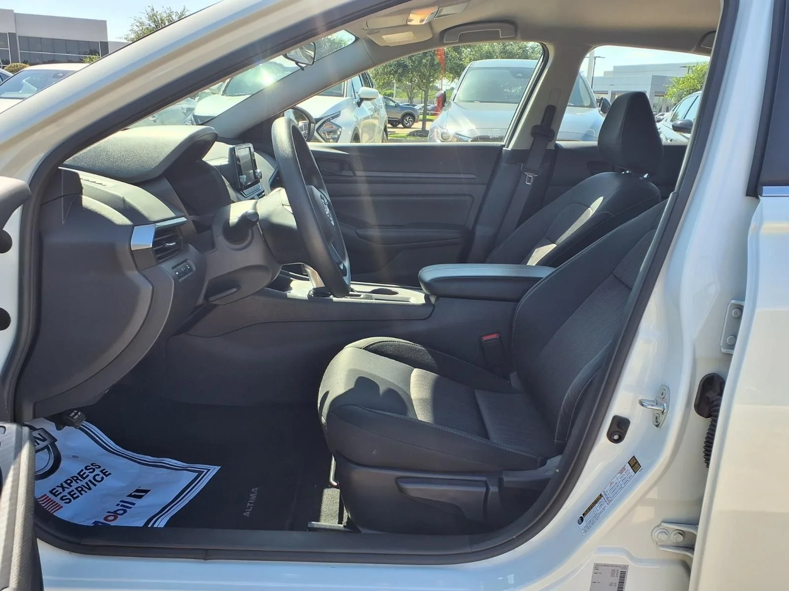 Certified Used 2024 White Nissan 2.5 S image 10