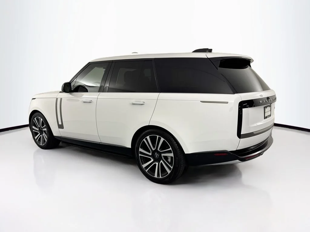 Certified Used 2023 White Land Rover SE image 7