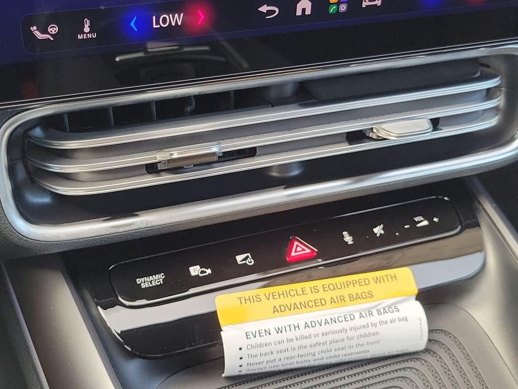 New 2027 Polar White Mercedes-Benz CLA 350 image 25