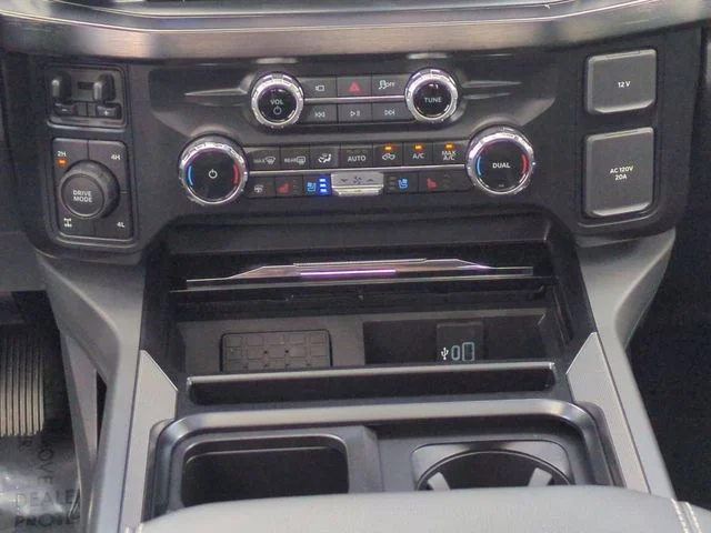 New 2026 Agate Black Metallic Ford F-350® Lariat® image 19